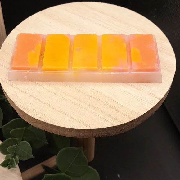 Tropical Punch Handmade Wax Melts, Pack Of 2 Bars - Picture 5 of 5